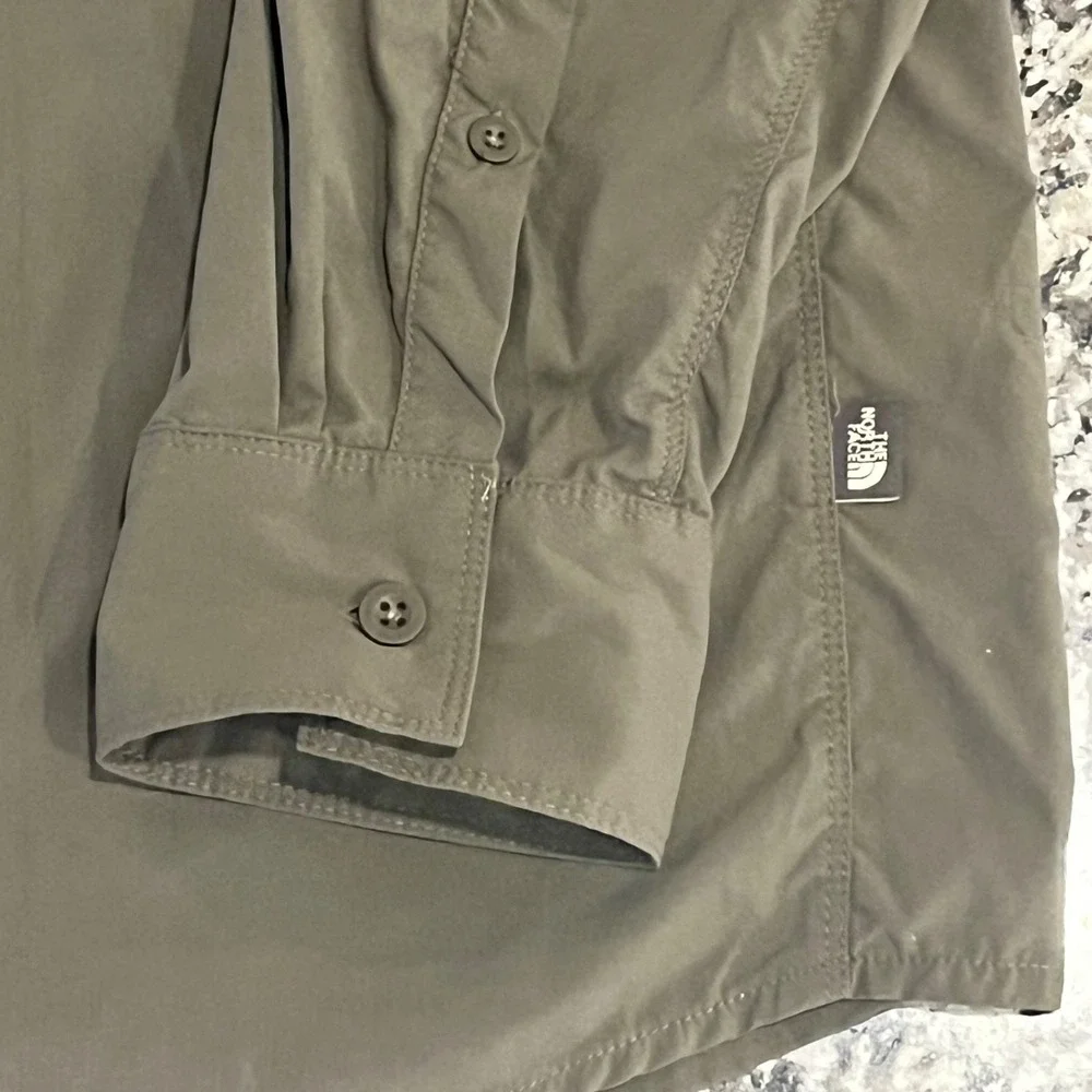 The North Face Shirt Mens L Green Utility Outdoor Hiking Vented Quic
